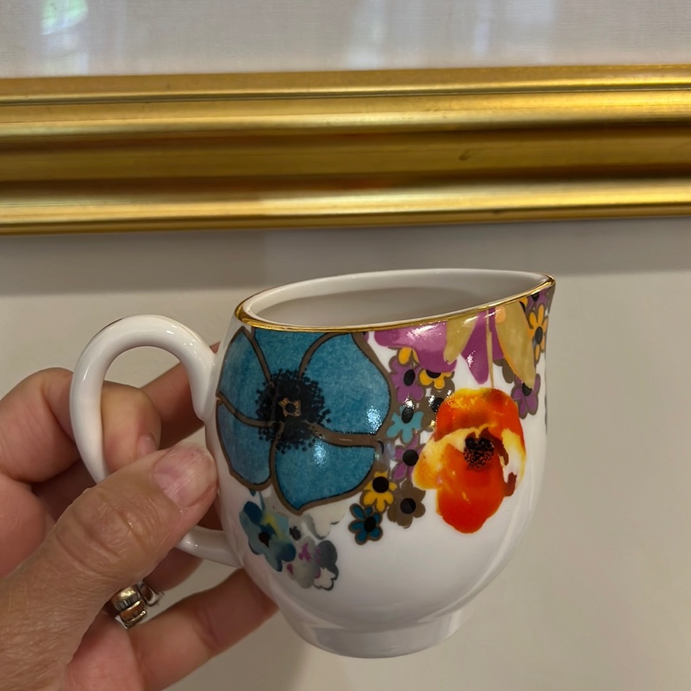 Grace’s Teaware Creamer 🌺☕️